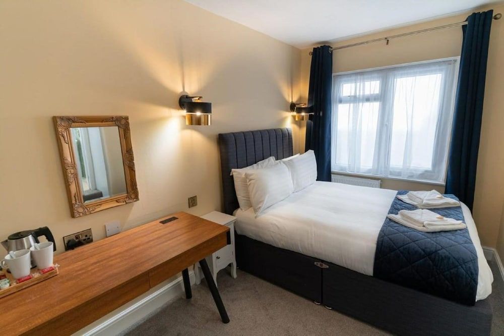 Basic Double Room