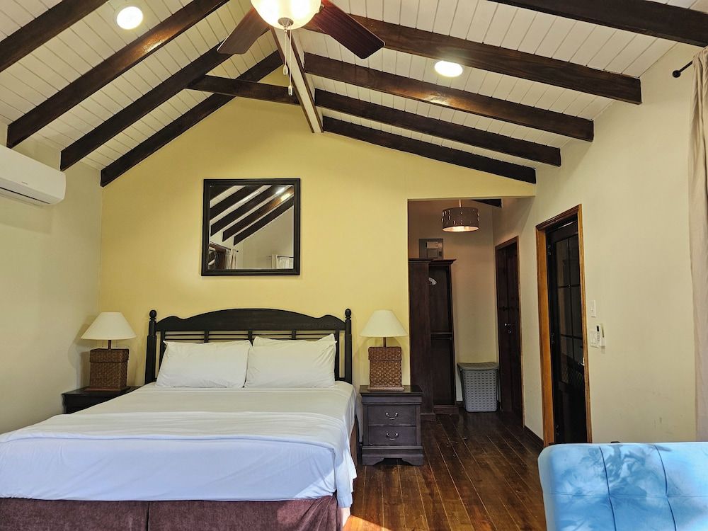 Kiki Witz Deluxe Cabin, 1 Bedroom, Kitchen, Garden View