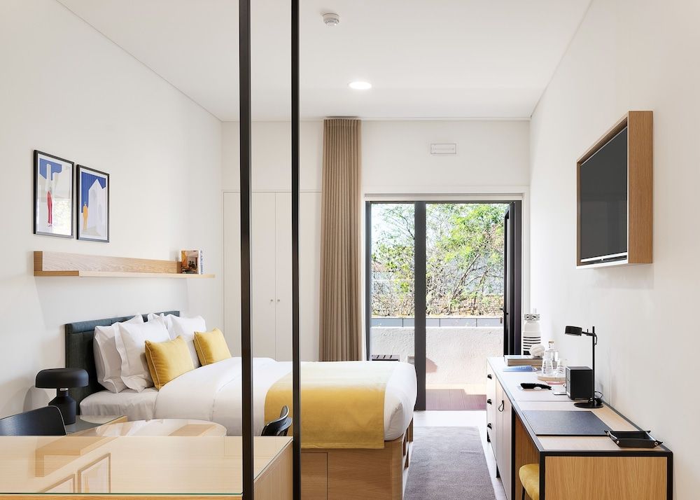 Deluxe Double Room, Balcony, Courtyard View