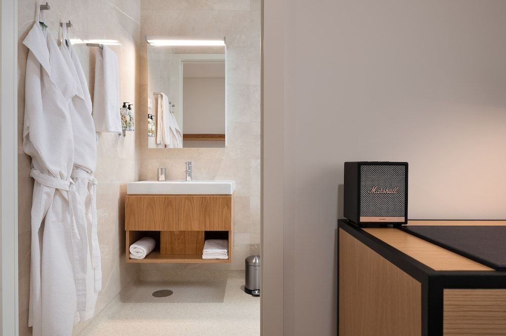 Hotel BFRESH - Pool - Fitness - Padel - By Oporto Collection - Private Parking Standard Double Room 8