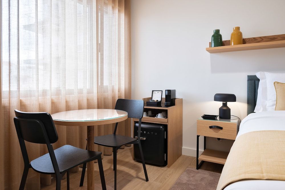 Hotel BFRESH - Pool - Fitness - Padel - By Oporto Collection - Private Parking Standard Double or Twin Room 6