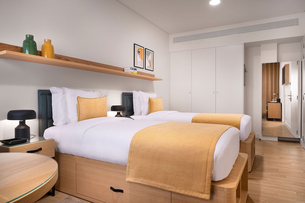 Hotel BFRESH - Pool - Fitness - Padel - By Oporto Collection - Private Parking Standard Double or Twin Room 2