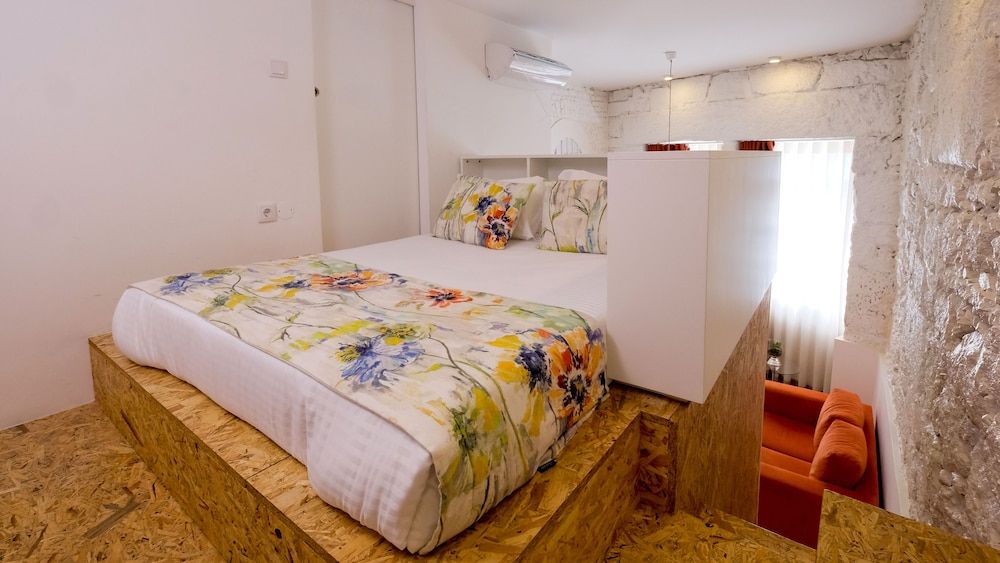 Deluxe Loft