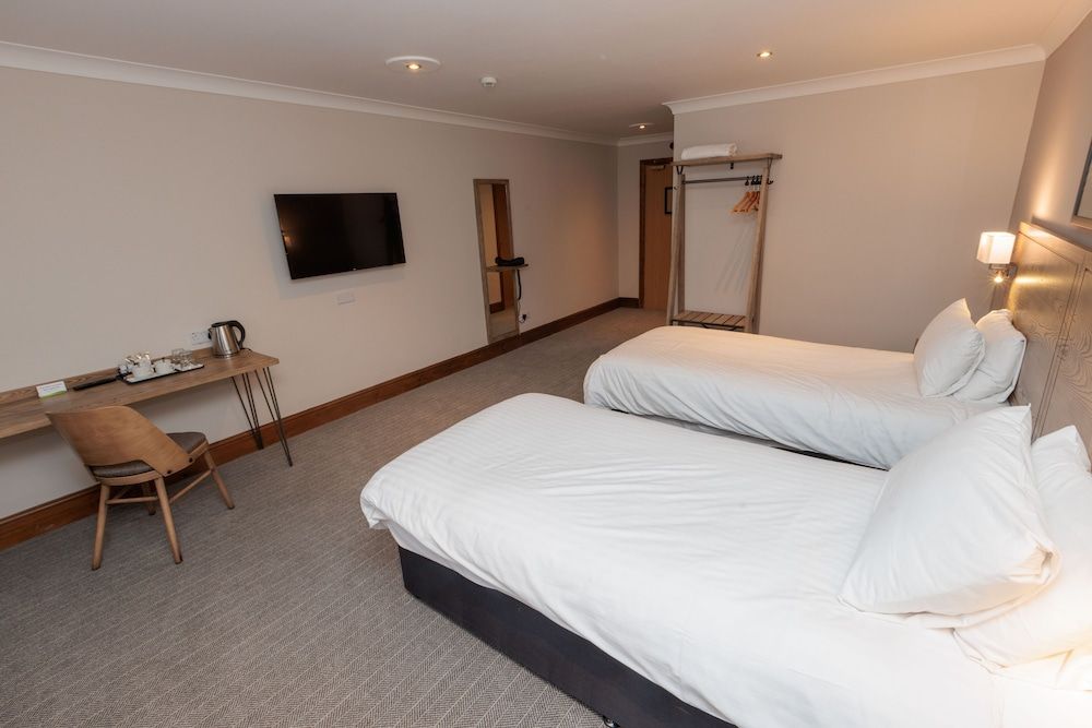 Boundary, Alfreton by Marston's Inns Standard Twin Room 3