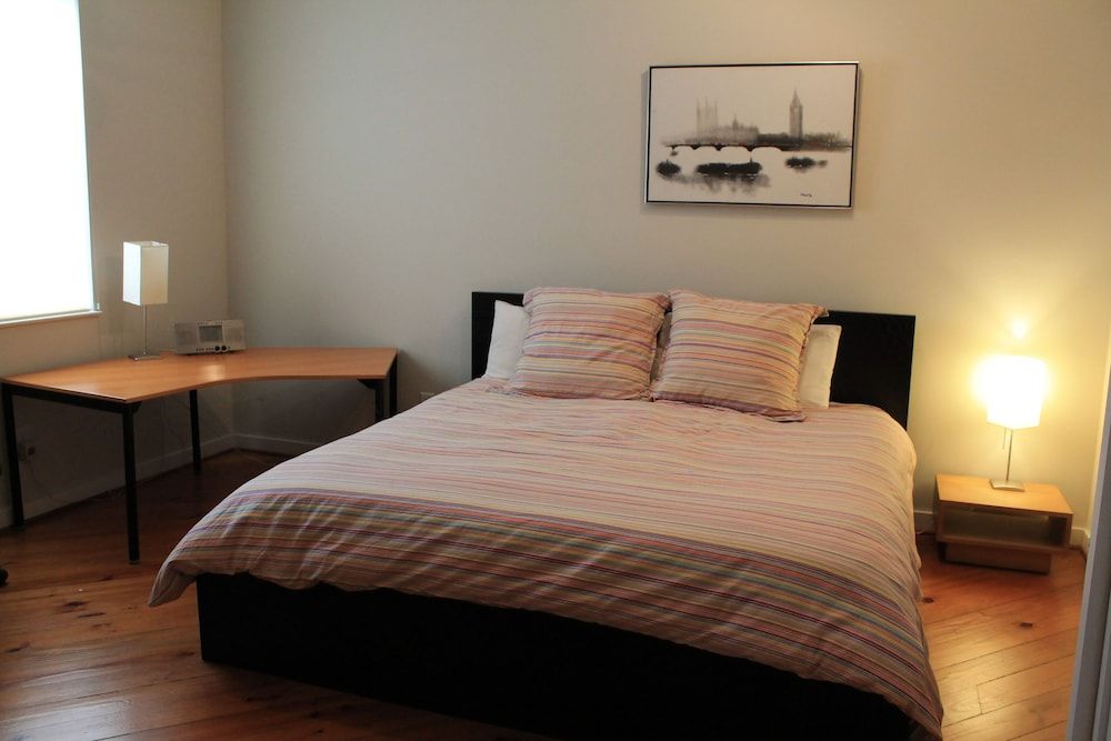 undefined Modern B & B 3