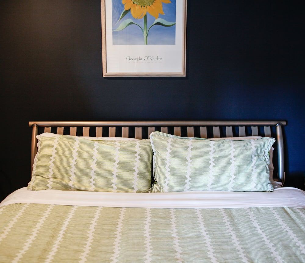 undefined Modern B & B 2