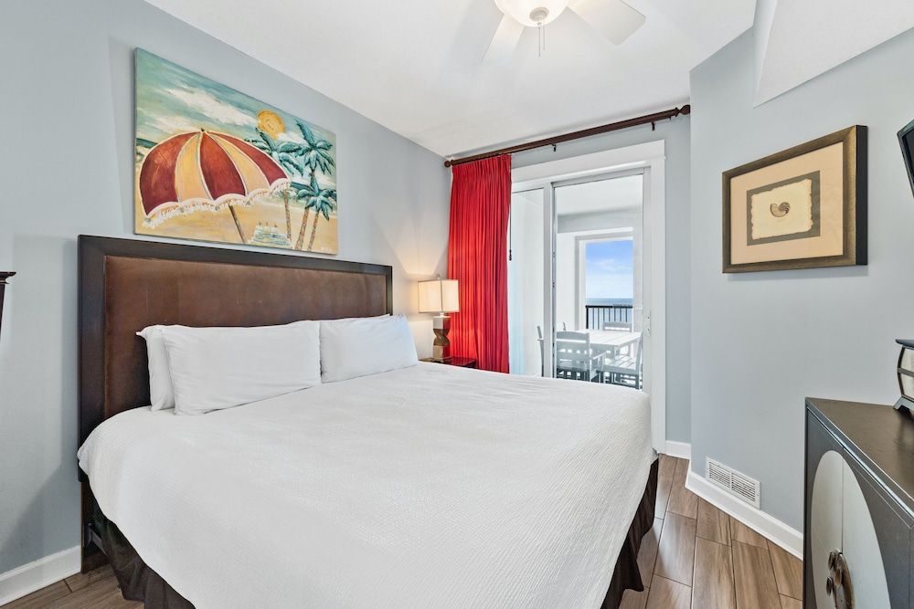 Condo, 2 Bedrooms, Sea View (1-806)