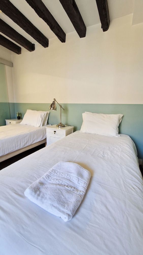 Rossio Hostel Standard Double Room 2