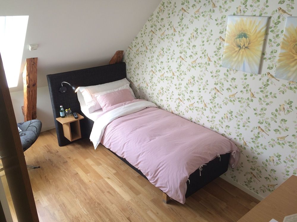 Annas Hotell Single Room