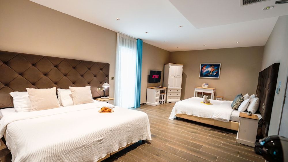 The Segond Hotel Studio Suite (Family Suite) 3