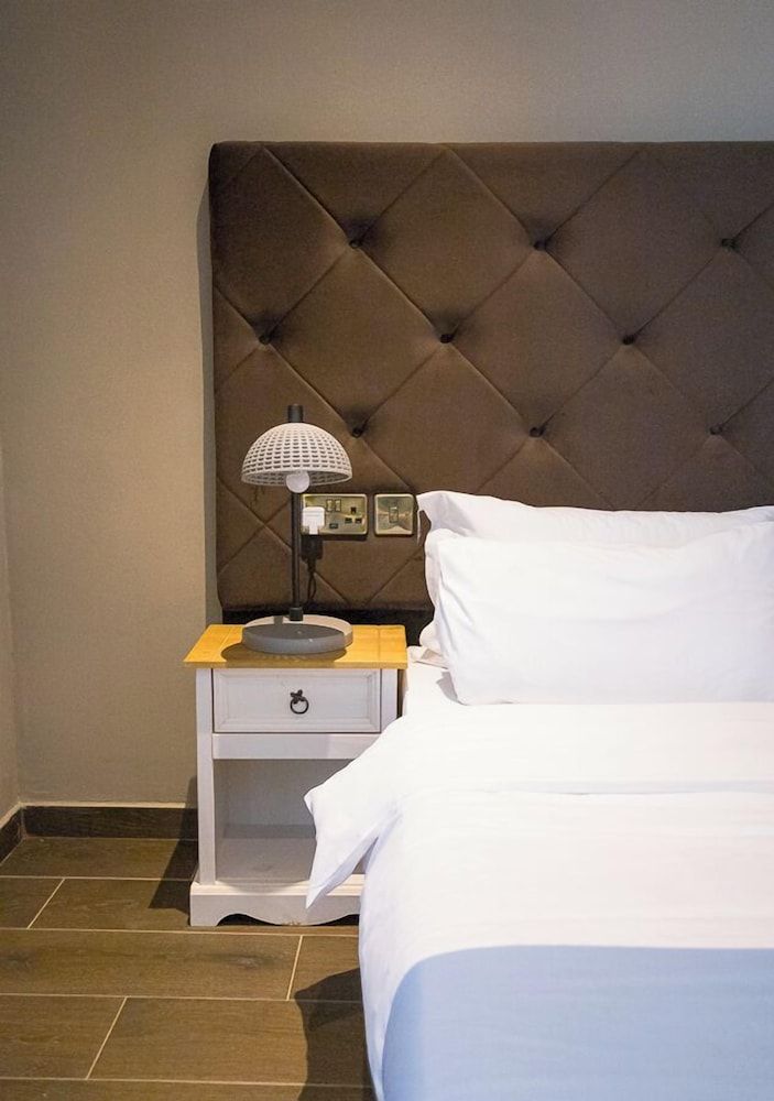 The Segond Hotel Double Room (Standard King Room) 9