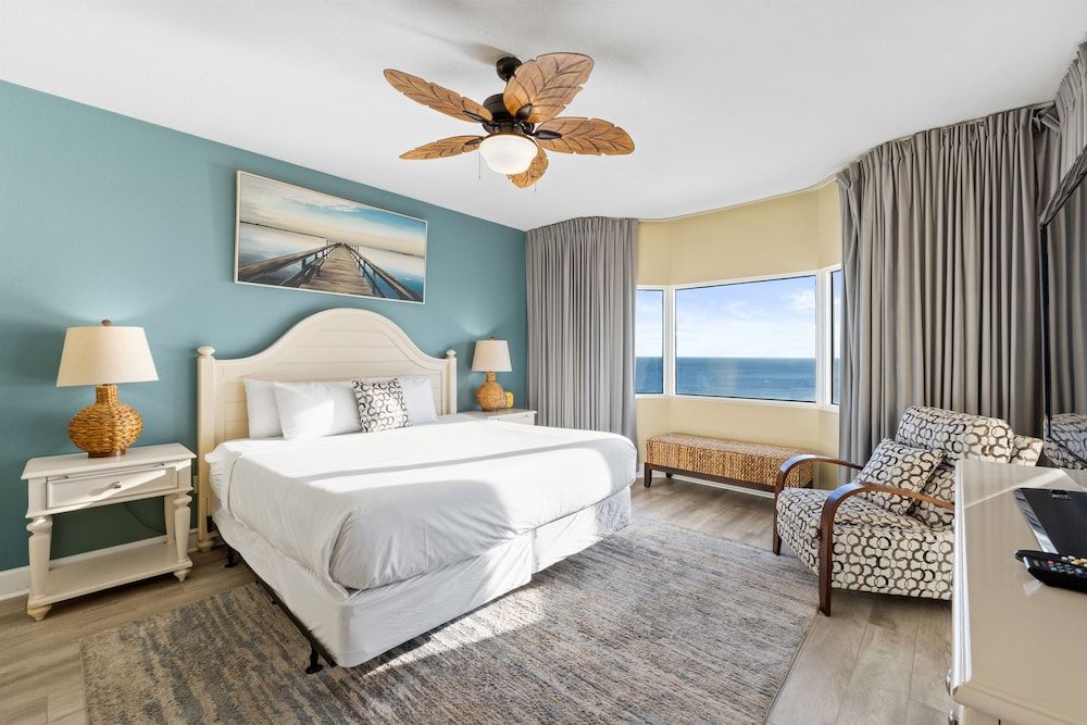 Condo, 2 Bedrooms, Balcony, Ocean View (1008)