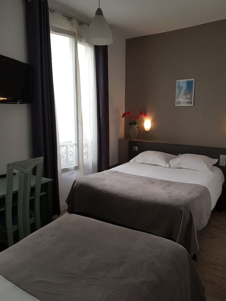 Classic Triple Room, Multiple Beds, City View