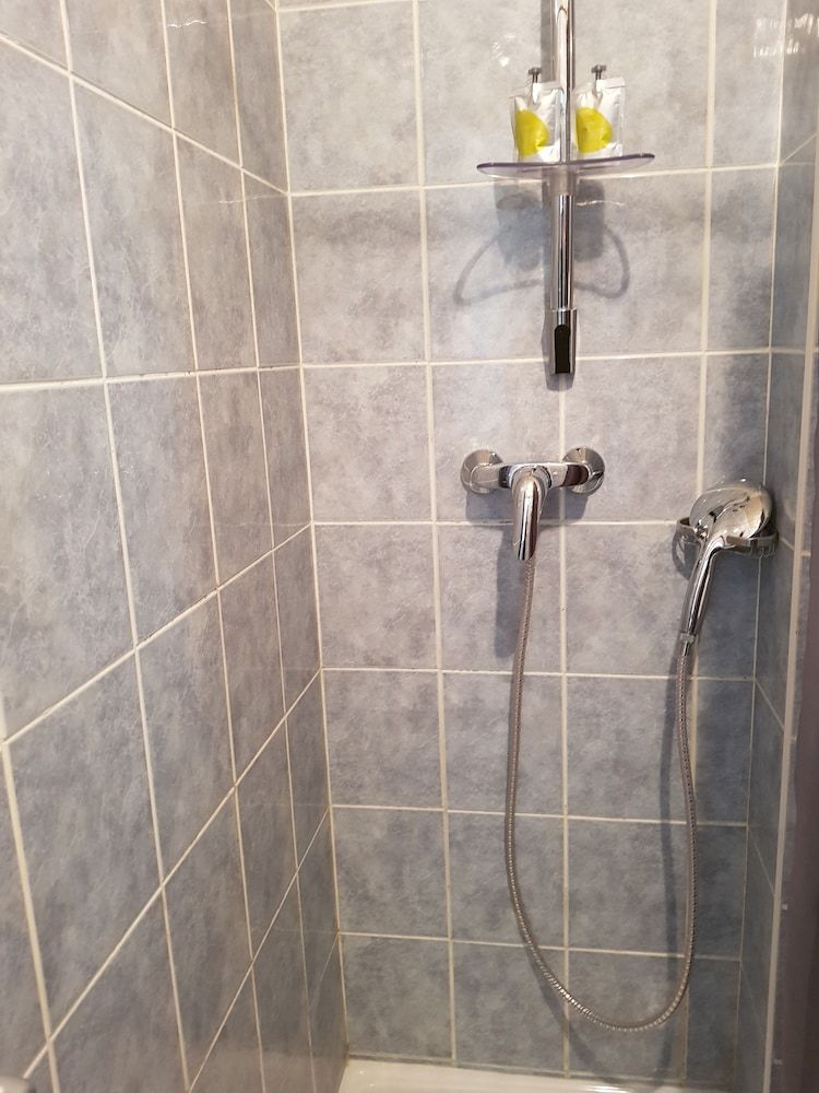 Hôtel Le Saint-Hubert - Gare de Lyon Bastille Classic Double Room, 1 Queen Bed, City View 9