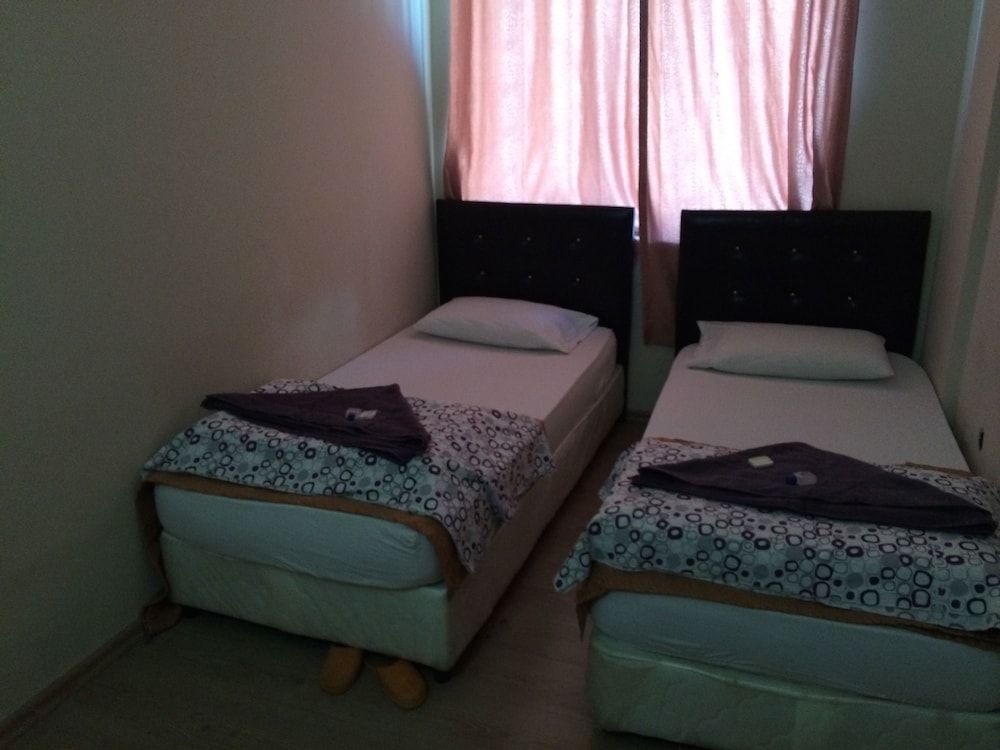 Ersoy Aga Otel Economy Twin Room, 2 Twin Beds, Shared Bathroom