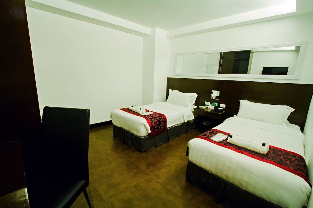 Hotel Fina Grand Room 2