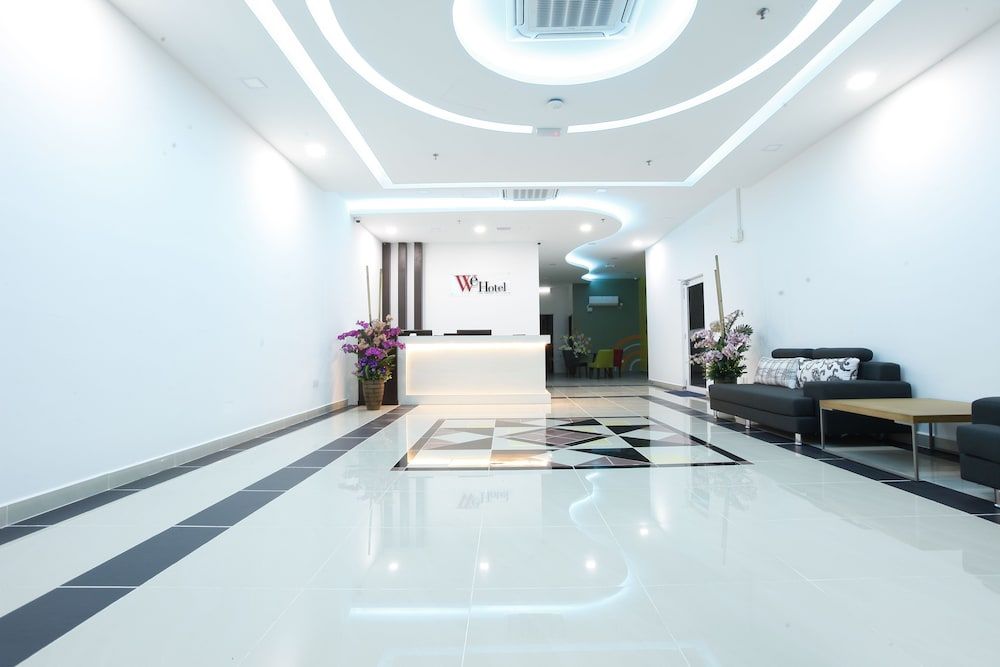 undefined WE Hotel 8