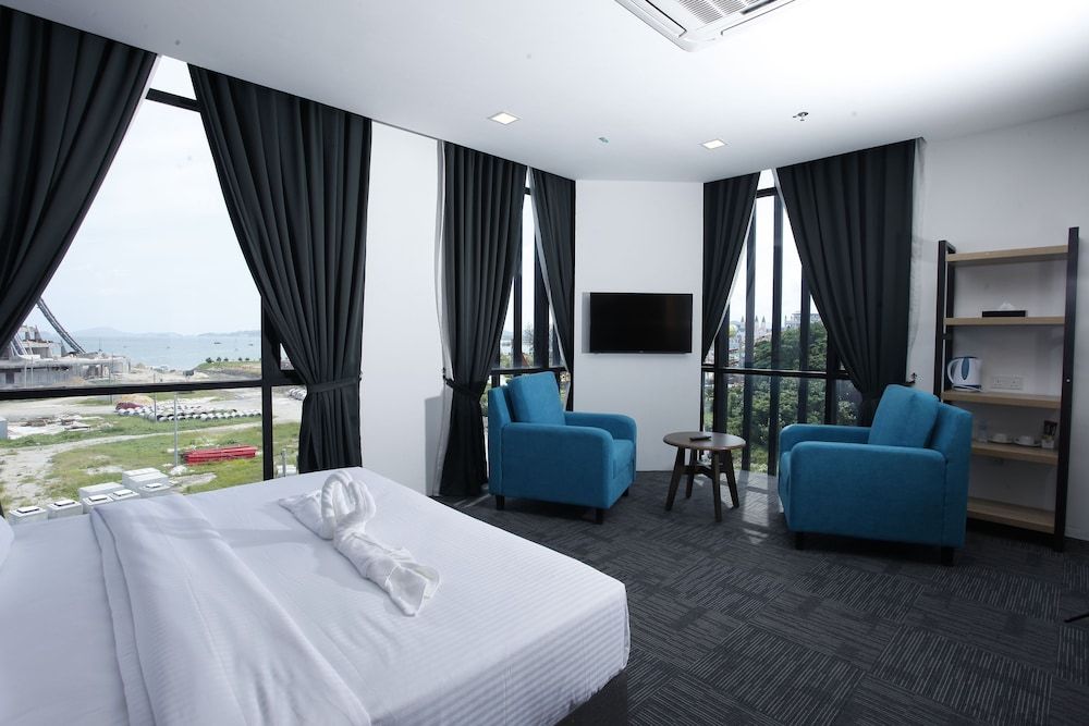 undefined WE Hotel 3