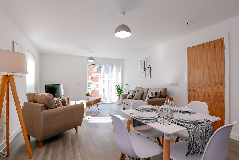 undefined Hilltop Serviced Apartments - Northern Quarter 2