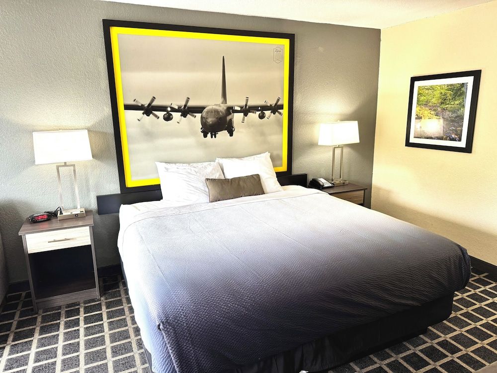 Room, 1 King Bed, Non Smoking