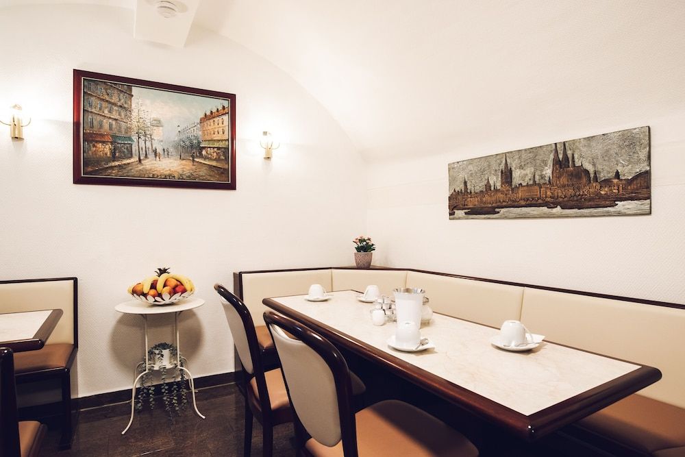 undefined Hotel DomBlick 10