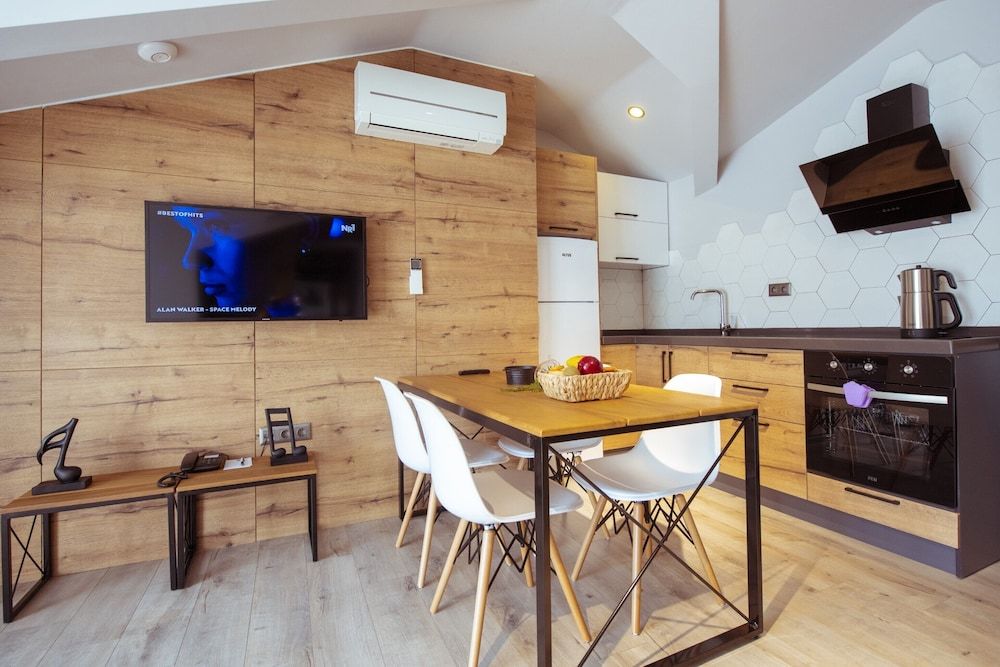 S3 King Residence Premium Suite 9