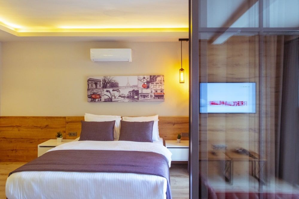 S3 King Residence Deluxe Suite 5