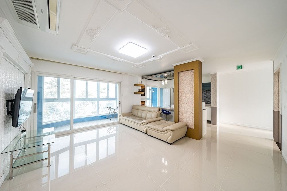 Pohang Pinewave Sea & Spa Pension Ocean View A6 (2 Rooms 2 Beds) 8