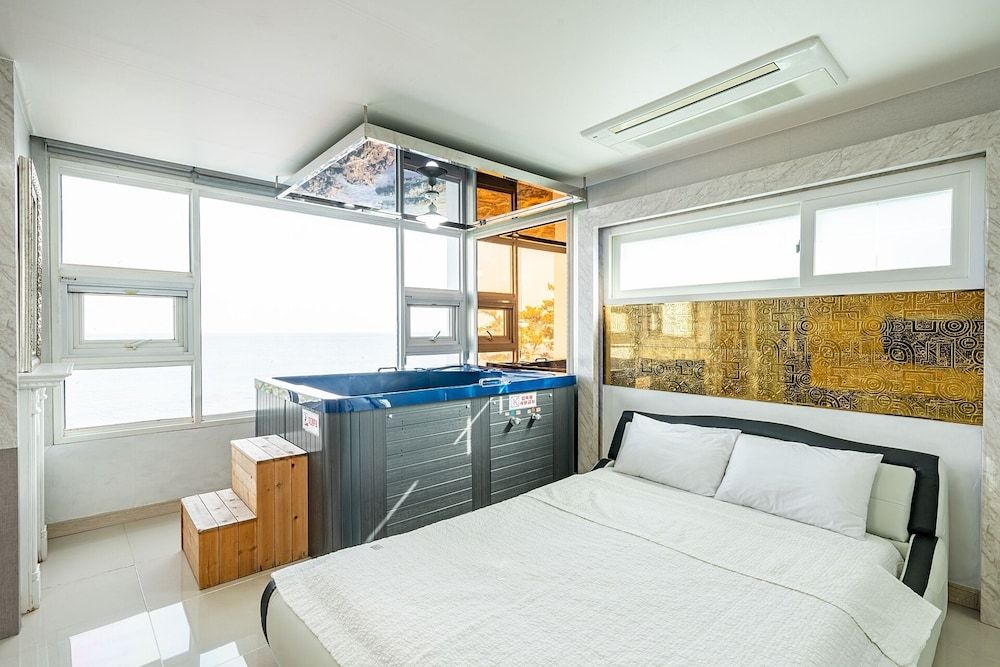 Pohang Pinewave Sea & Spa Pension Ocean View Spa B3 3