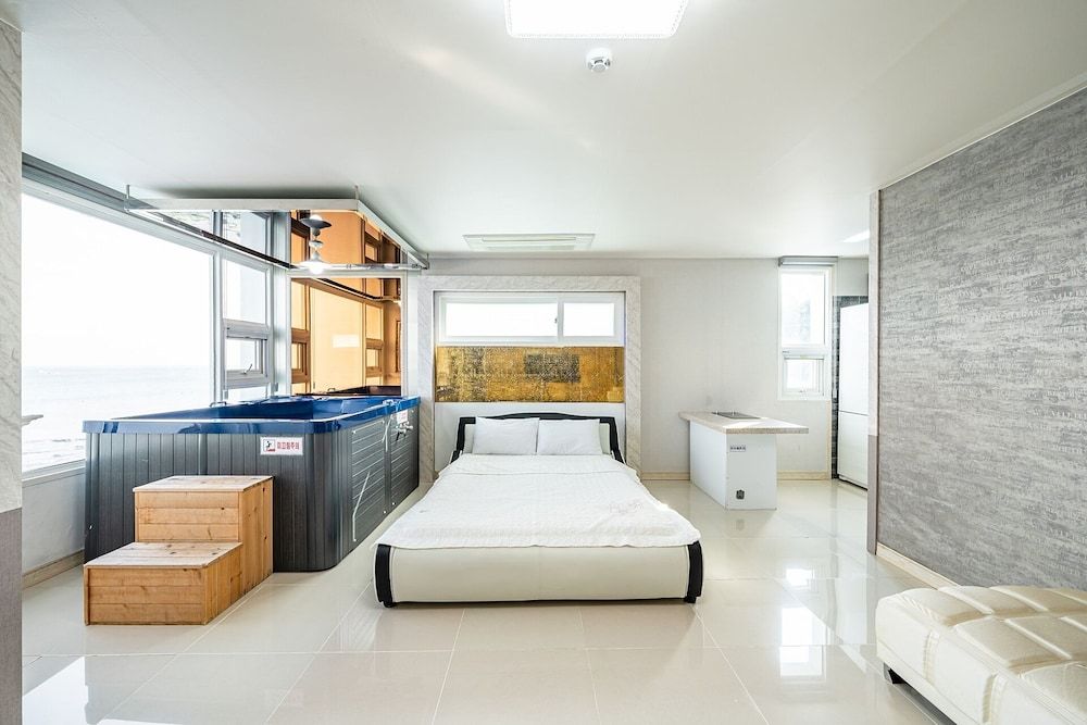 Pohang Pinewave Sea & Spa Pension Ocean View Spa B3