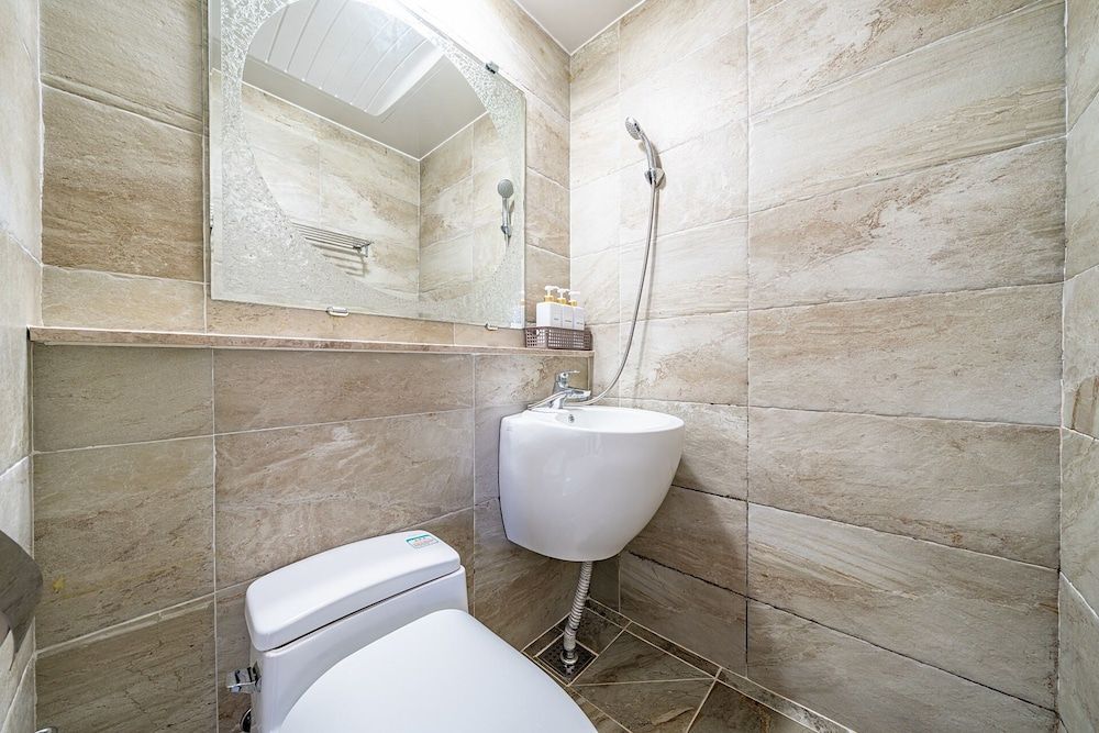 Pohang Pinewave Sea & Spa Pension Ocean View A6 (2 Rooms 2 Beds) 7