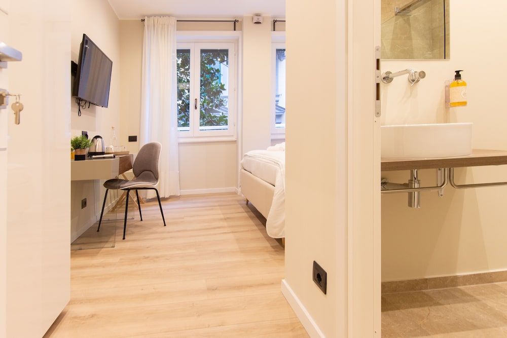 Prati 25.7 Suites in Rome Classic Double Room 15