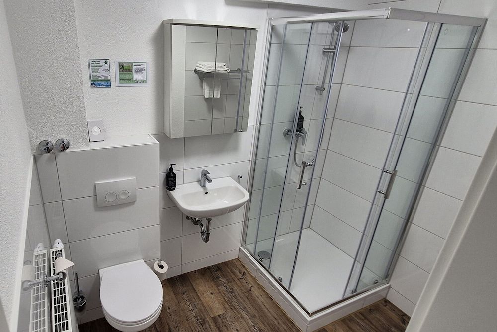 Melvi Hotel Göppingen Family Room 5