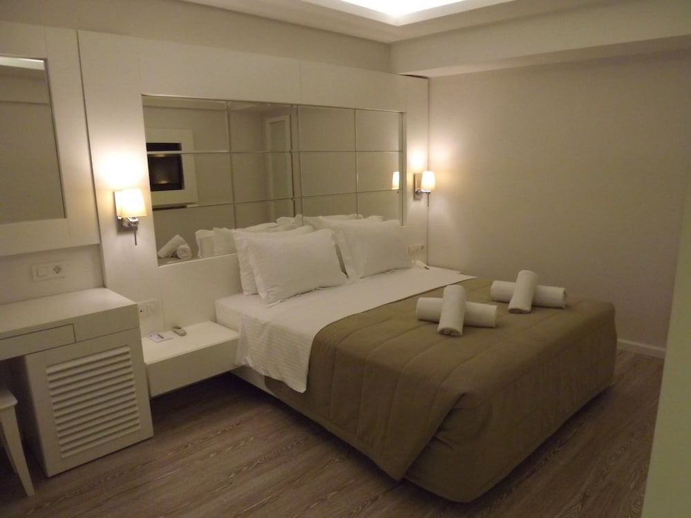 undefined Alesta Residence 3