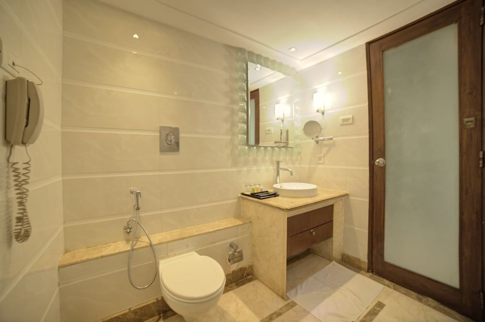 Goldfinch Hotel Bangalore Superior Double or Twin Room, City View 2