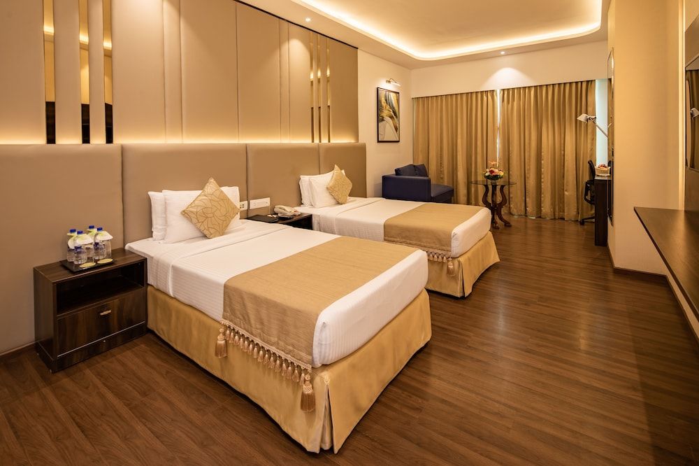 Goldfinch Hotel Bangalore Superior Double or Twin Room, City View 11