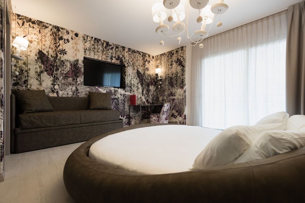 Deluxe Suite, Garden View