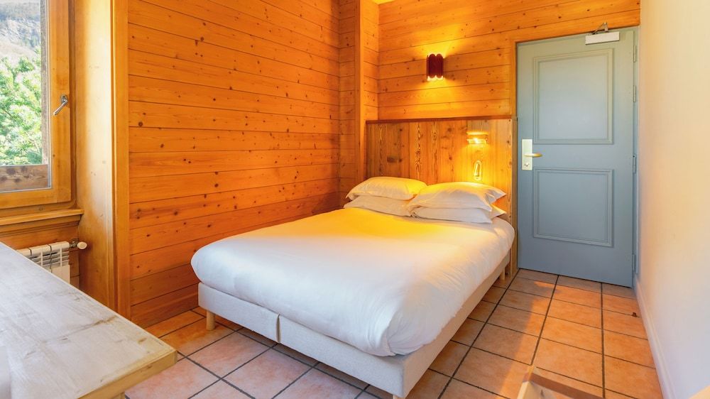 Best Western Plus Pays du Mont Blanc Standard Room, 1 Double Bed, Non Smoking 2