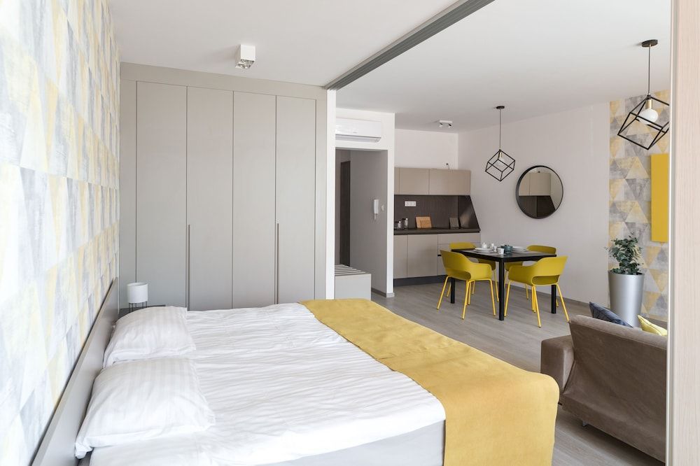 Superior Apartment