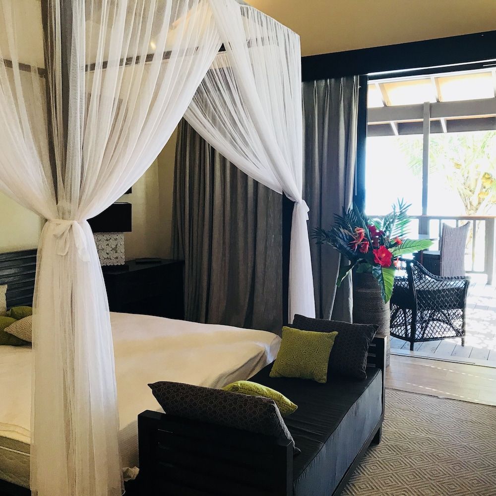 Executive Villa, 1 King Bed, Beach View