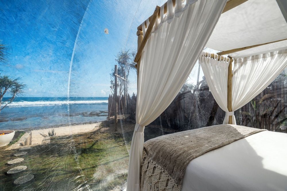 Bubble, 2 Baths, Beach View