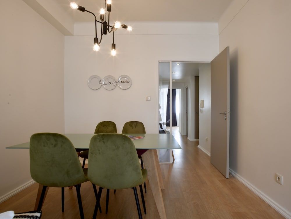 undefined Spot Apartments 2