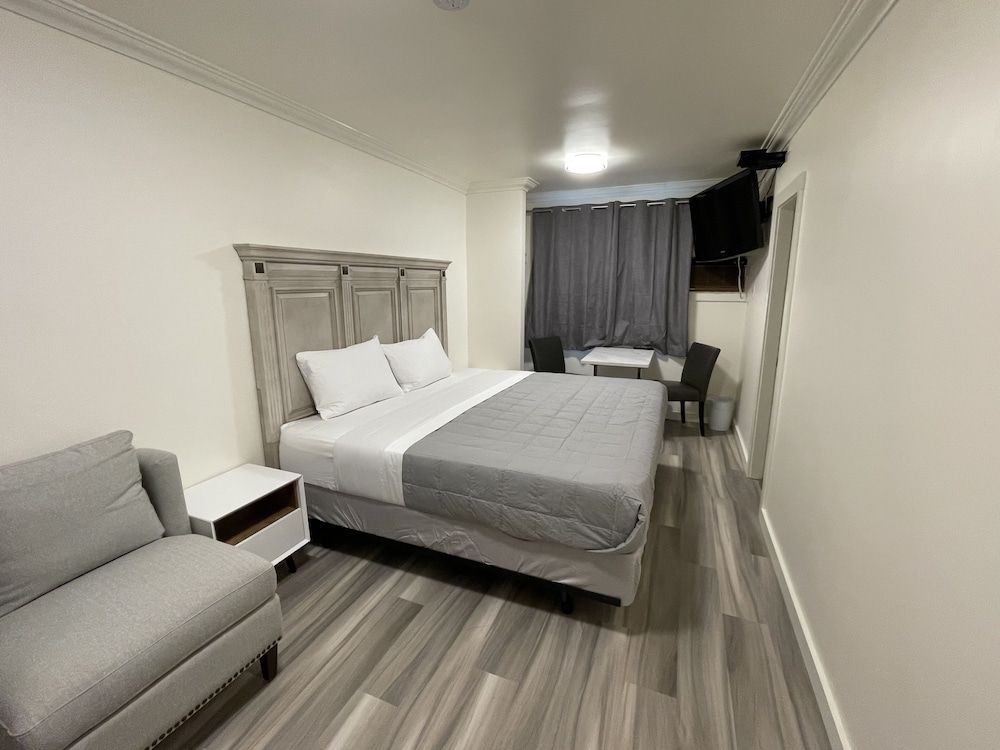 Destination Inn Comfort Suite 9