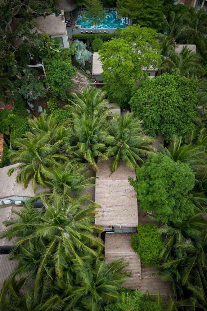 M Village Phu Quoc Tropical garden Twin - Tropical Village 7