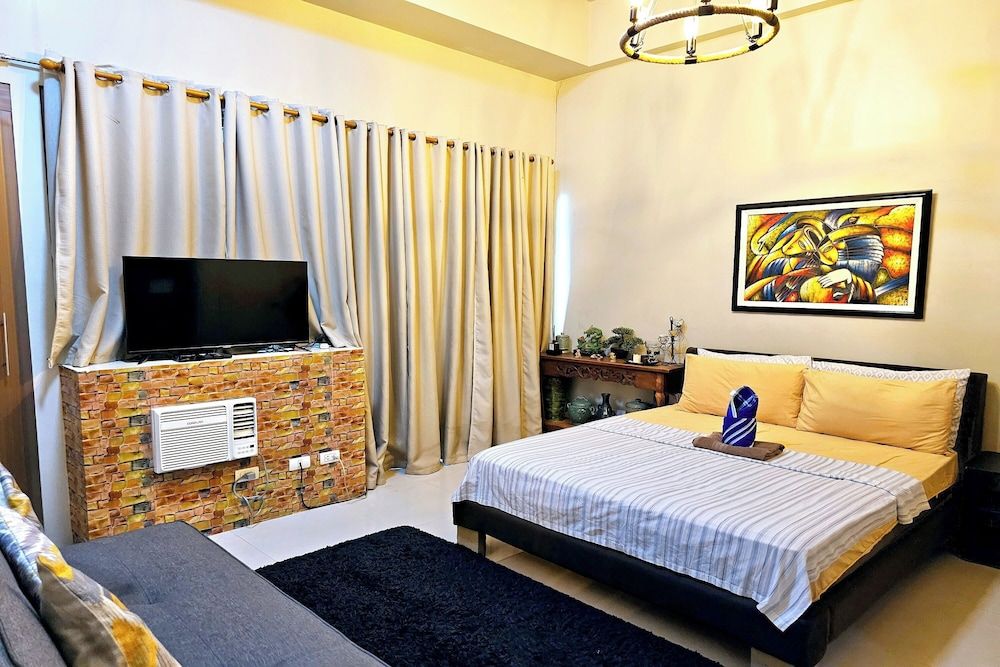 PRS @ One Palm Tree Villa near T3 Airport Studio, 1 Queen Bed 9