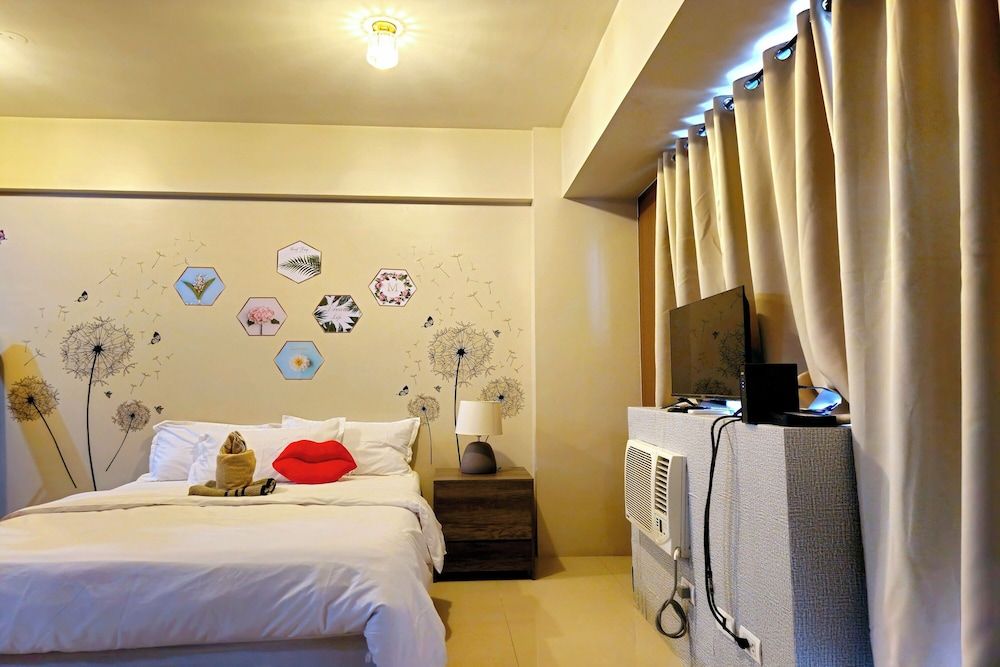 PRS @ One Palm Tree Villa near T3 Airport Studio, 1 Queen Bed 3