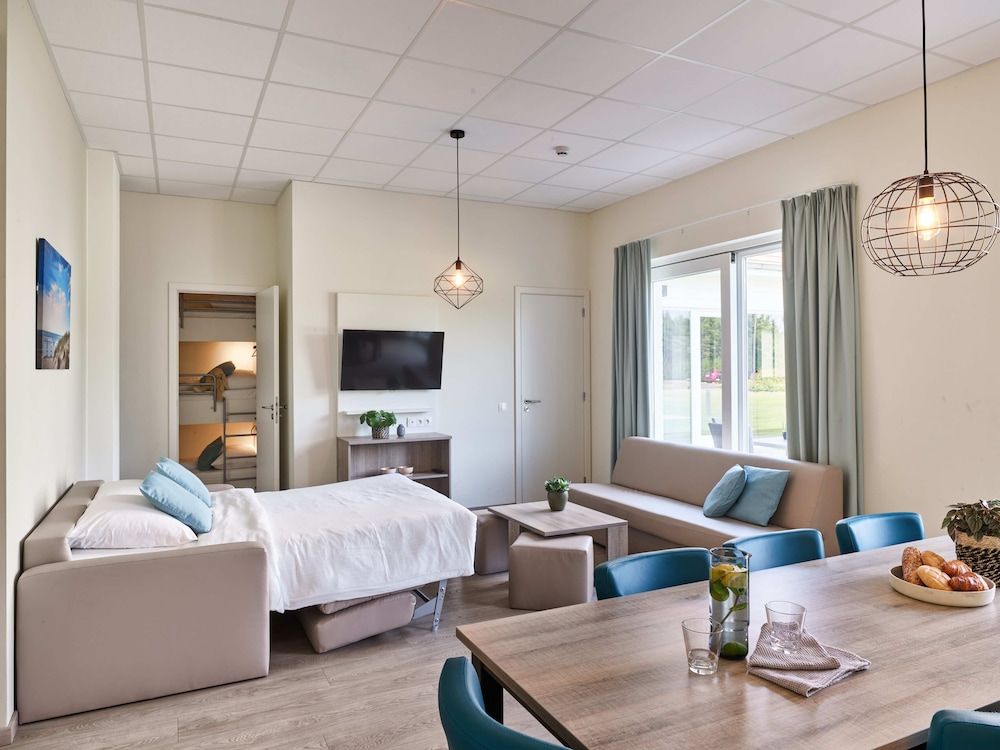 Holiday Suites Nieuwpoort Family suite | 4 adults - 3 kids 4