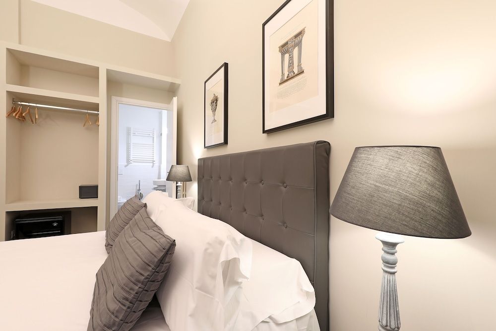 Residenza Vittoria Roma Superior Double Room 13