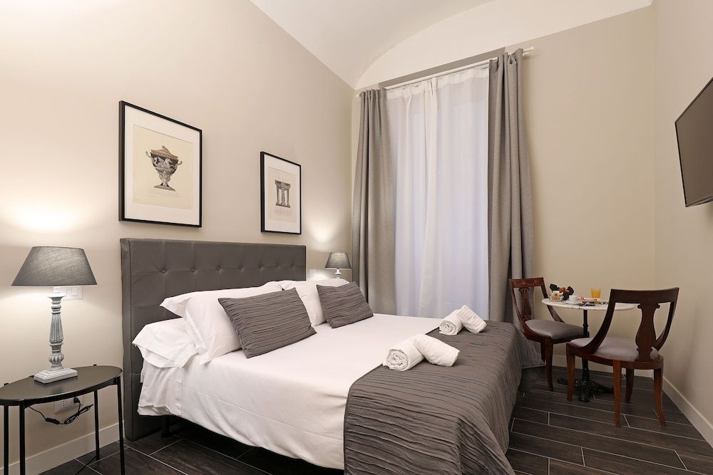 undefined Residenza Vittoria Roma 7
