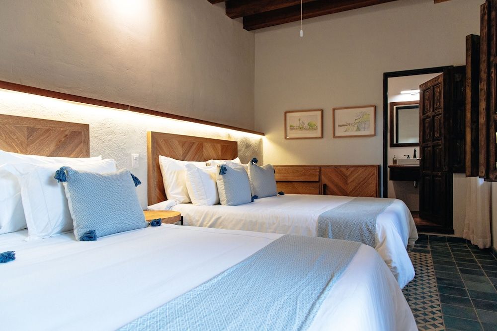 Doña Francisca Hotel Boutique Deluxe Double Room 2